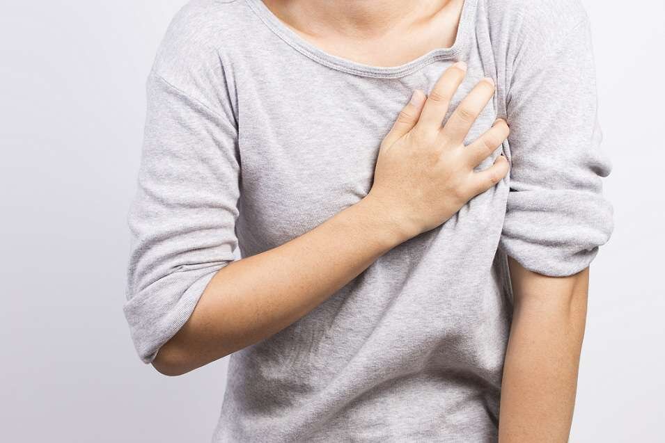علائم ظاهری بیماری قلبی ؛ این علامت‌های رایج نشانه ناراحتی قلبی در جوانان است