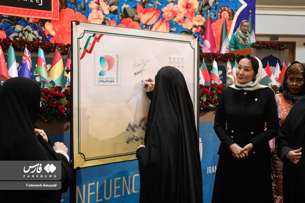 تصاویر ا دختر حسن نصرالله در کنار جمیله علم الهدی ؛دختر دبیرکل حزب الله  در جمع زنان روسای جمهور