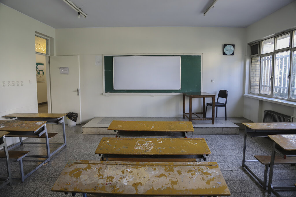 پخت آش در مدرسه حادثه آفرید | توضیح رئیس بیمارستان درباره وضعیت دانش آموزان بدحال مدرسه