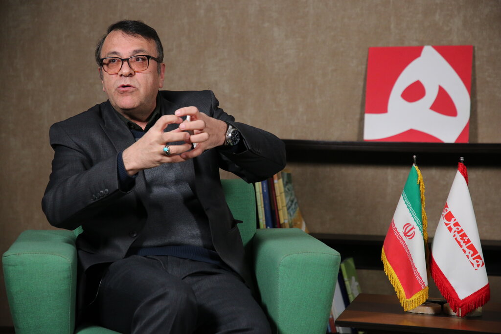 هشدار؛ به دام این مدعیان روانشناسی نیفتید | چرا افراد جامعه در حوزه نشاط و لذت دچار مشکلاند | دلیل افزایش اقبال به روانشناسی زرد چیست؟