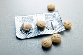 کمبود این ویتامین باعث ترک خوردن پوست لب می‌شود