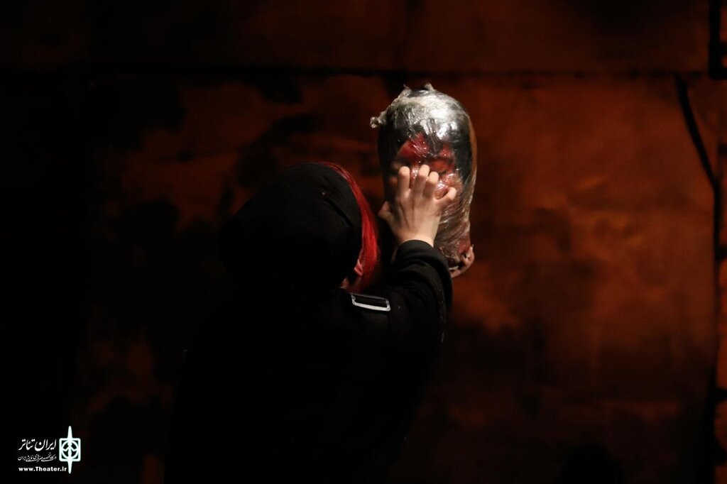 عکس | ماجرای تکه تکه شدن بابک خرمدین را ببینید