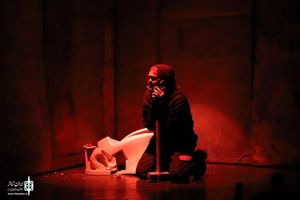 عکس | ماجرای تکه تکه شدن بابک خرمدین را ببینید