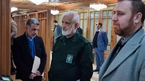 پرويز سروري، نايب رئيس شوراي شهر تهران در لباس سپاه