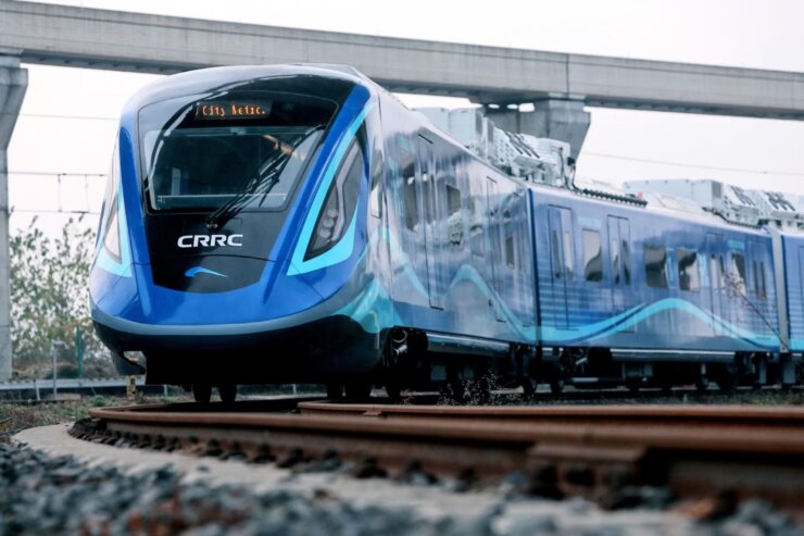 تصاویر سریع‌ترین قطار هیدروژنی جهان | ترنی که جز آب چیزی تولید نمی‌کند!