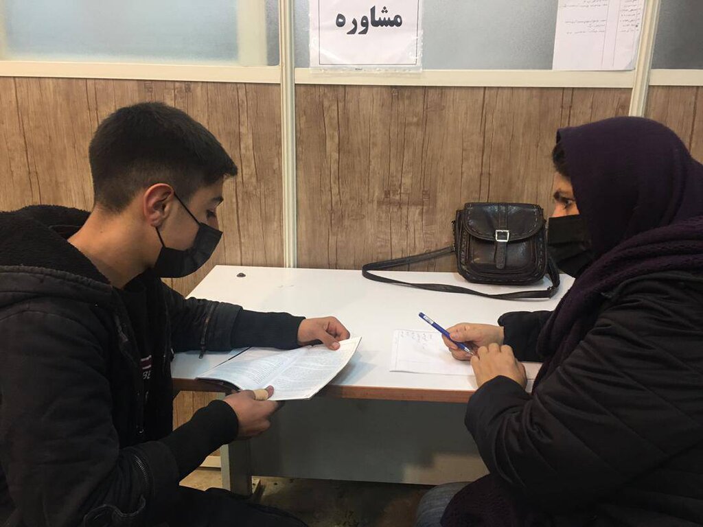 از خیریههای لندن تا چهارراههای تهران | آموزش آداب اجتماعی به کودکان کار