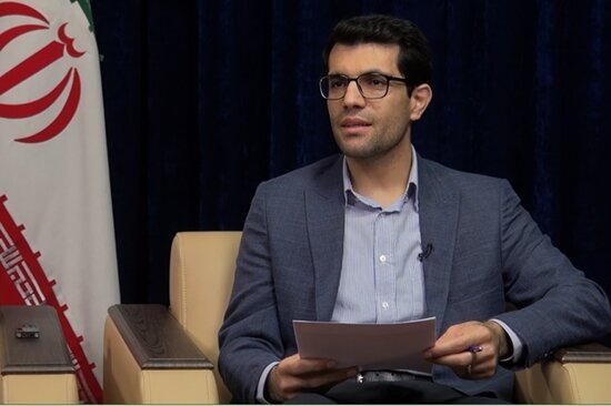 واکنش رئیس مرکز تحقیقات آلودگی هوا به اظهارات وزیر آموزش و پرورش | چرا مصوبه تعطیلی مدارس علمی نیست؟ | رقم هولناک خسارت آلودگی هوا به اقتصاد کشور