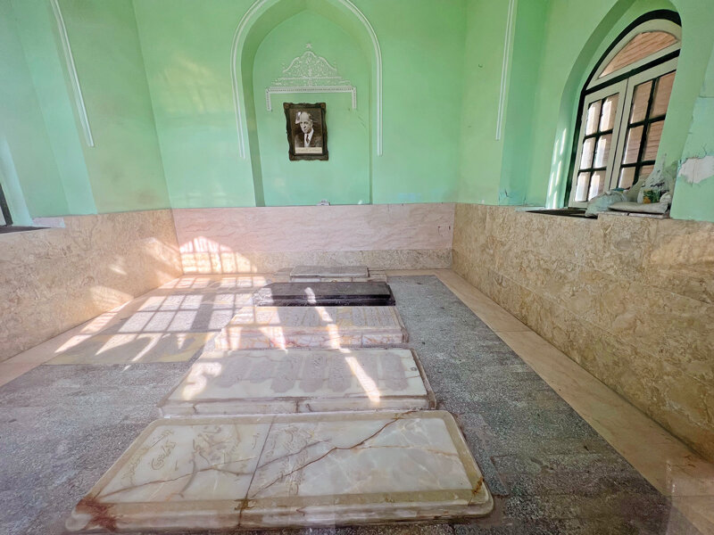 هزار قصه نهفته در یک قبرستان