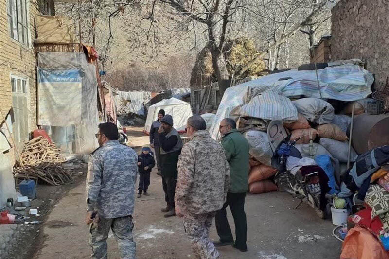 کمک‌رسانی نیروهای بسیج، سپاه و ارتش در مناطق زلزله‌زده خوی