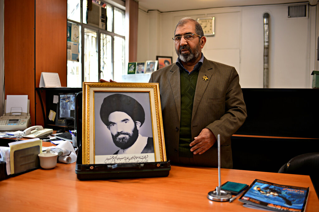 قهرمان محله | حکایت کیف سامسونت آسید عبدالکریم | بانی صندوق قرضالحسنه مسجد فاطمیه(س) در خزانه