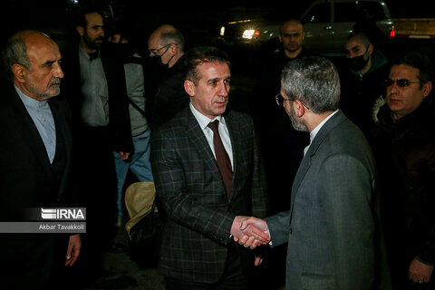 انتقال مجروحان حادثه سفارت آذربایجان به باکو