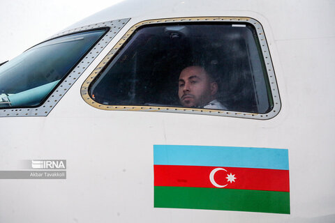 انتقال مجروحان حادثه سفارت آذربایجان به باکو