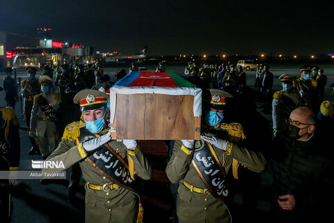 انتقال مجروحان حادثه سفارت آذربایجان به باکو