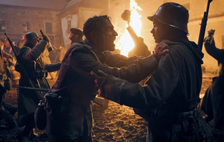 سینمای ۲۰۲۲ | ۷ قاب از فیلم در جبهه غرب خبری نیست ساخته ادوارد برگر