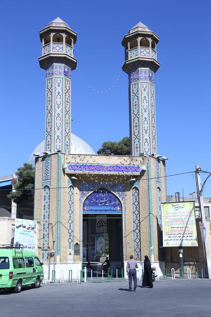 حکایت پیدا شدن جسد در بزرگترین گورستان شهرری | مزار تختی، دهخدا، فروغی، مؤذنزاده و پهوان شجاعت اینجاست