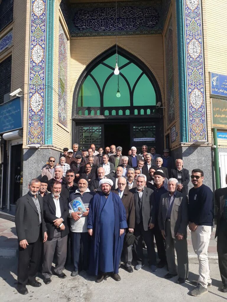 قهرمان محله |  این مسجد پناهگاه در راه ماندههاست