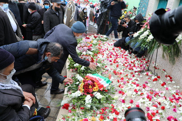 گلباران جایگاه جلوس