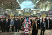 ببینید | حضور هزاران نفر در حرم مطهر امام خمینی(ره) | آغاز جشن‌ چهل و چهارمین فجر انقلاب اسلامی