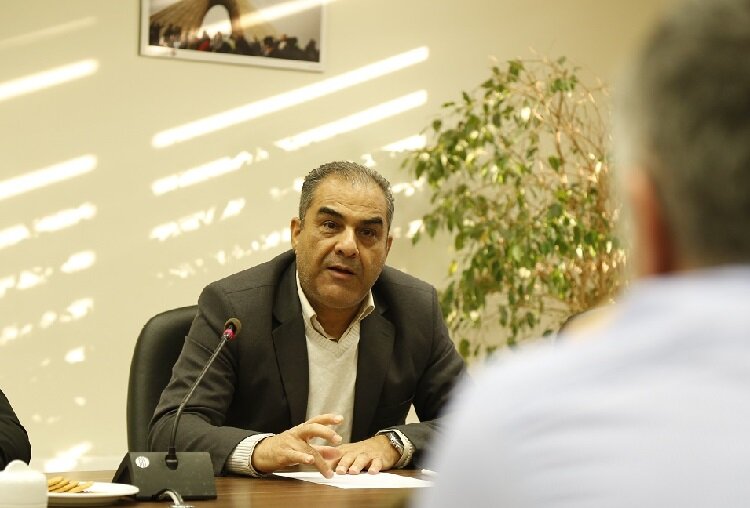 هوش مصنوعی یک ابرفناوری است که بر همه علوم و صنایع سایه میافکند | روزی شاهد تولد انسان سایبورگی خواهیم بود