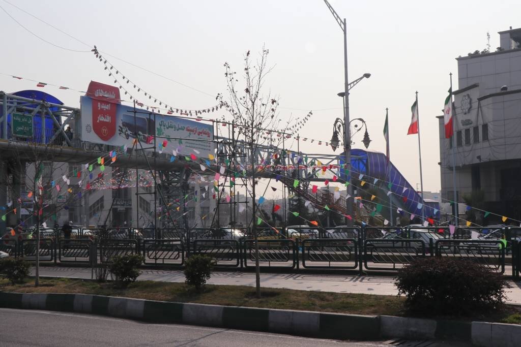 این روزها در میدان آزادی چه خبر است