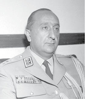 نگاهی به فساد سیستمی در حکومت پهلوی