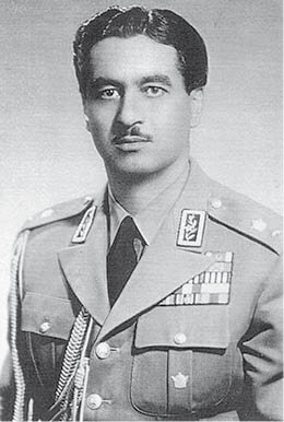 نگاهی به فساد سیستمی در حکومت پهلوی