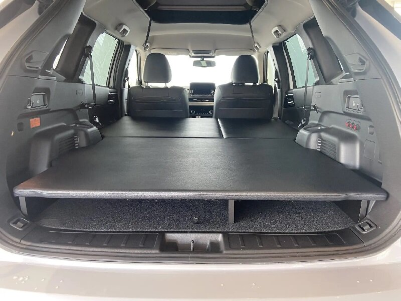 ترکیبی از شاسی بلند و کمپر | میتسوبیشی یک اتاق ۴ تخته را ارائه میدهد!