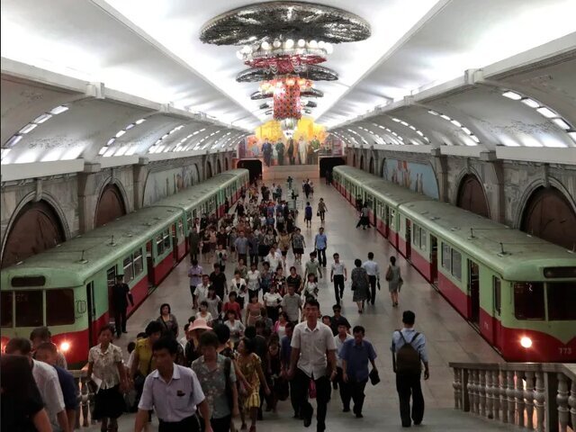 تصاویر | یک روز عادی در کره شمالی ؛ اگر بیخبر سفر کنید اعدام میشوید!