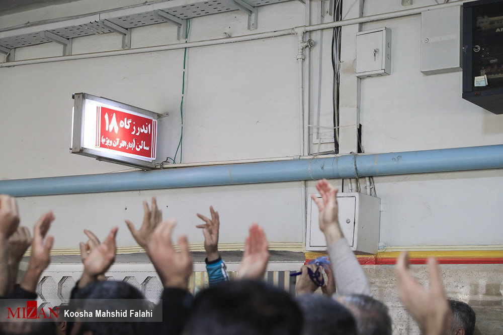تصاویر واکنش زندانی‌ها هنگام فرمان عفو گسترده رهبر انقلاب