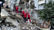 ببینید | لحظه زنده بیرون آمدن یک زن و کودک از زیر آوار زلزله مهیب ترکیه