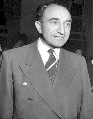 عیاشیهای درباریان