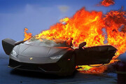 ببینید ‌| گران قیمت‌ترین خودروی جهان را آتش زدند