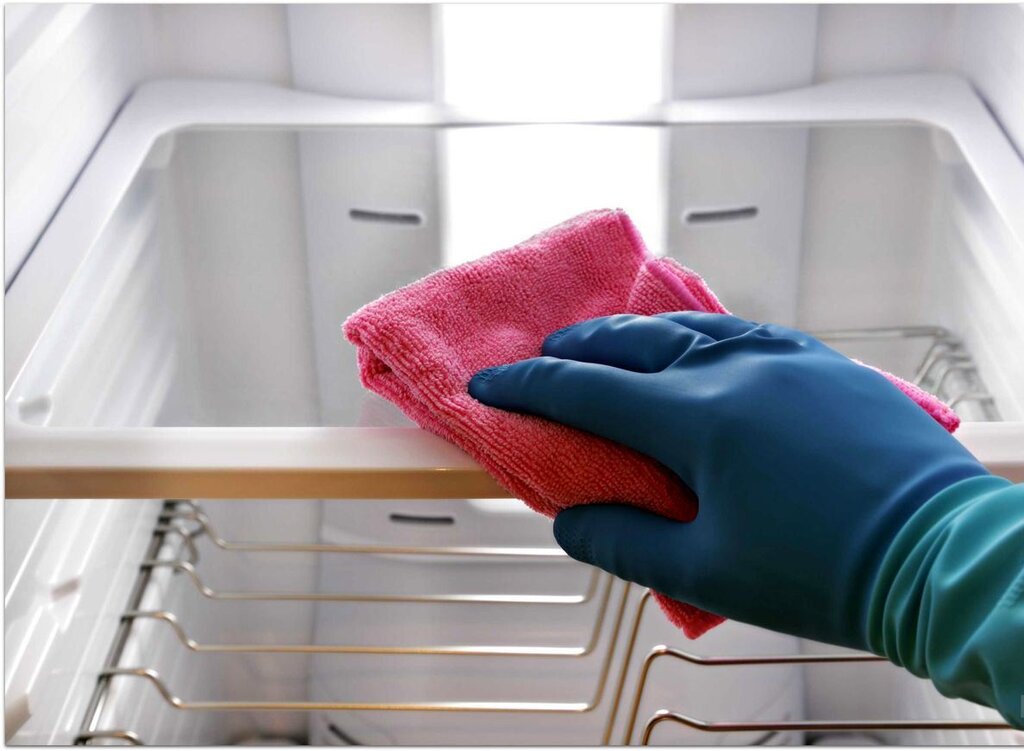 چگونه عمر یخچال را افزایش دهیم ؟ | راهکارهایی برای تمیزی و افزایش عمر یخچال