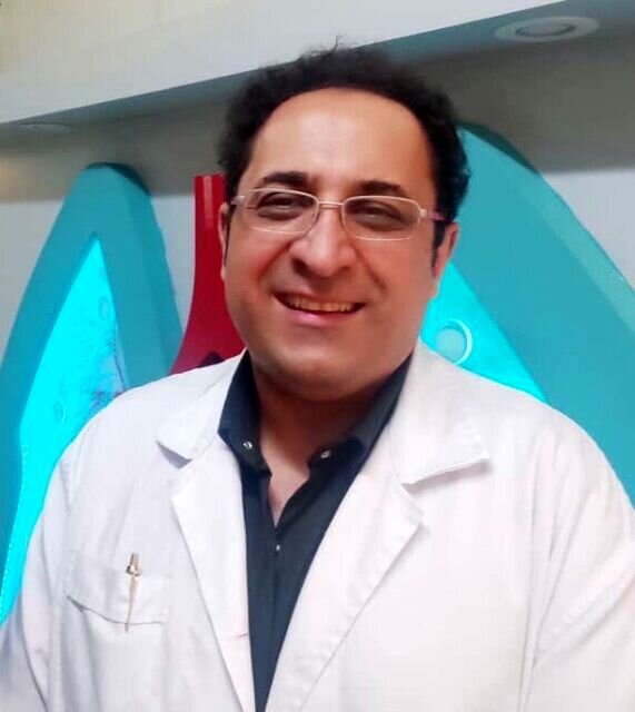 سید محمد رضا هاشمیان، استادتمام دانشگاه علوم پزشکی شهیدبهشتی