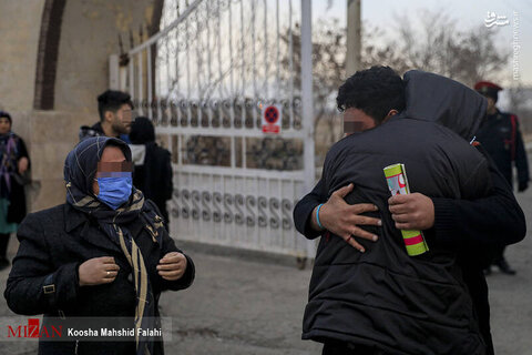 آزادی زندانیان واجد شرایط عفو از زندان مرکزی کرج