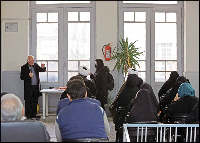 خیابانی که قرار بود شانزلیزه باشد | سومین تور تهرانگردی مرکز تهرانشناسی همشهری در قلب پایتخت