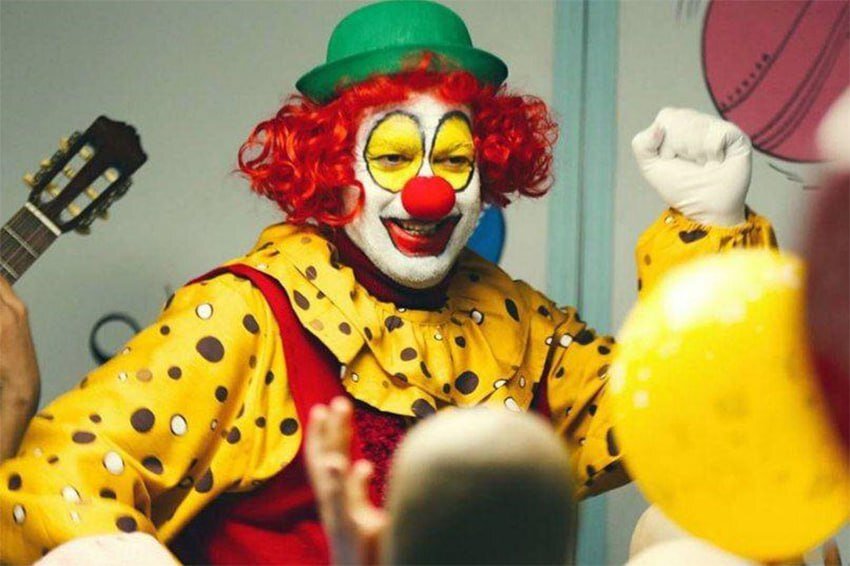 تصاویر | کاپیتان ؛ اتفاقات عجیب برای چند کودک در بیمارستان | این فیلم غمبار نیست ...