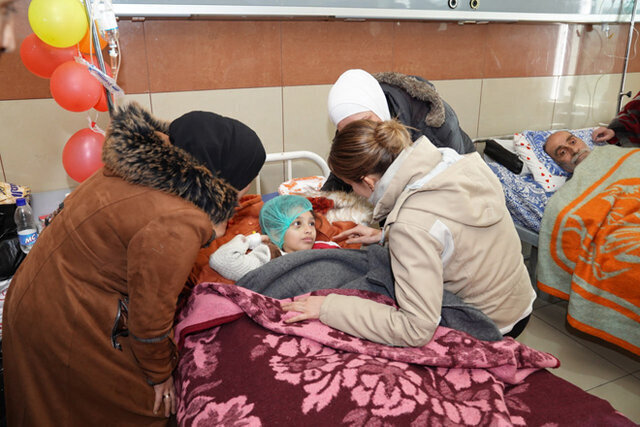 تصاویر بشار اسد و همسرش در میان زلزله‌ زدگان سوریه 