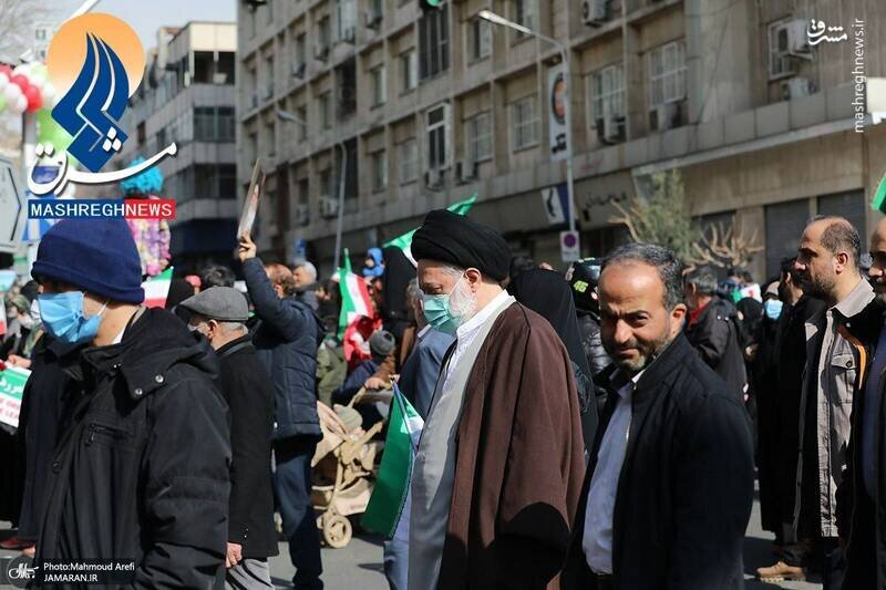 تصاویر | فرزندان رهبر انقلاب در راهپیمایی ۲۲ بهمن ؛ حضور سید مصطفی و سید مسعود خامنه‌ای