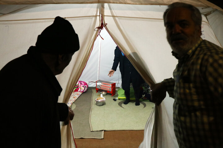 تصاویر | خوی؛ شهری ایستاده بر خرابیها | وضعیت خوی دو هفته پس از زلزله