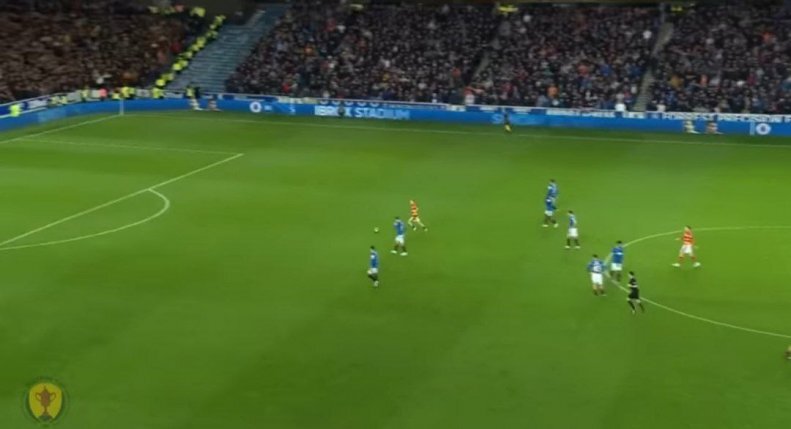 تصاویر | گل ناجوانمردانه و آشتی جوانمردانه | فریم به فریم با یکی از عجیبترین بازیهای دنیای فوتبال