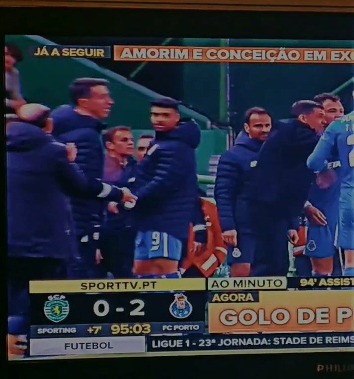 تصاویر | حرکت طارمی با دو دست روی اعصاب دشمنان پرتغالی | فریم به فریم با رفتار جنجالی ستاره ایرانی پورتو