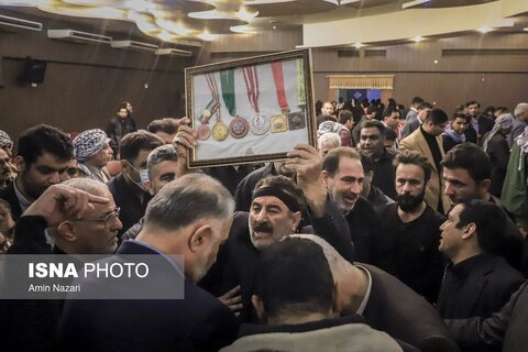 وداع تلخ مردم و خانواده های داغدیده با ۳ ورزشکار فوت شده در زلزله ترکیه