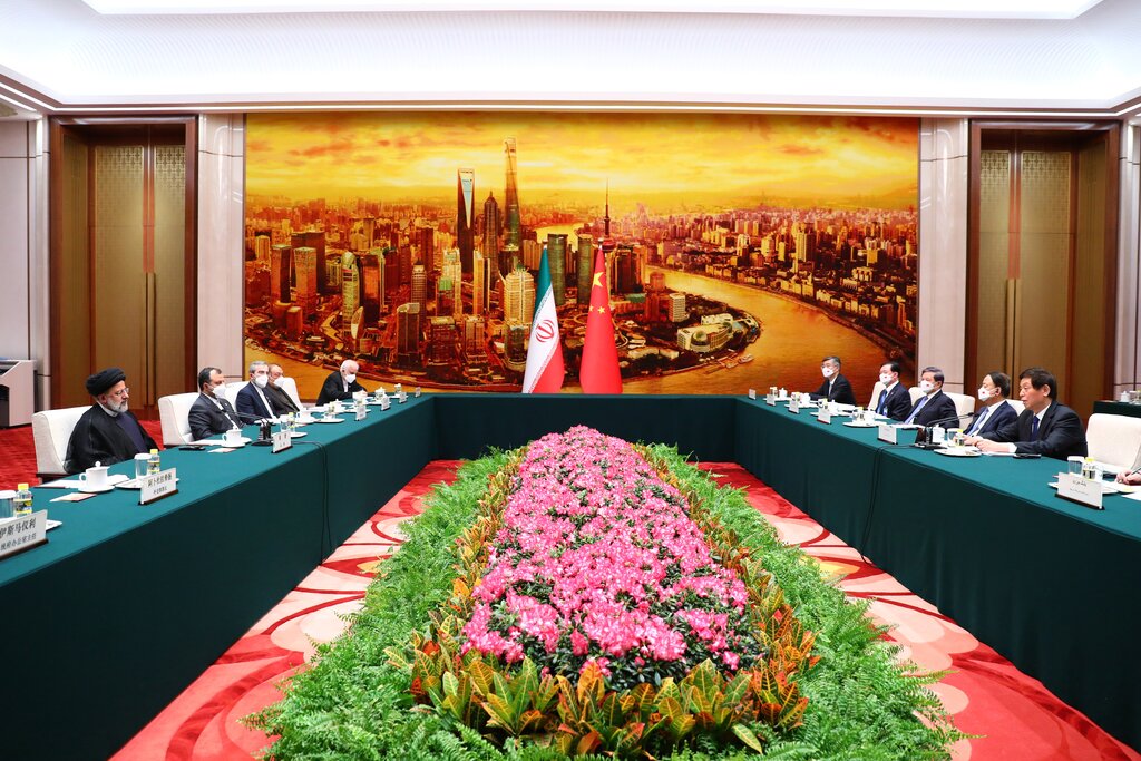 دیدار رئیسی با رئیس کنگره ملی خلق چین | ایران و چین دوستان دوران سخت هستند