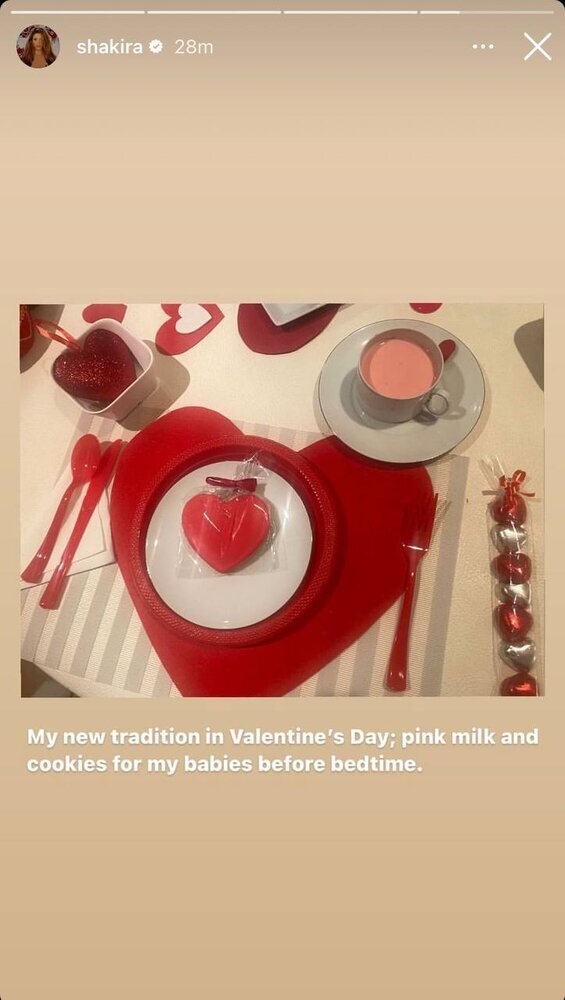 تصاویر | شکیرا با جانشین عجیب پیکه در ولنتاین