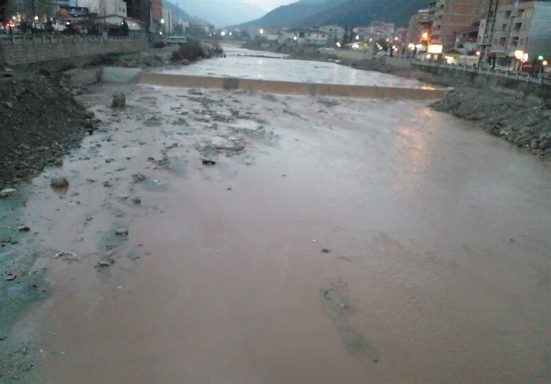 خنجر معدنکاران بر قلب کوههای سوادکوه | انفجارهایی که آسایش را از مردم گرفتهاند | ۹۰ درصد معادن در منطقه شکار ممنوع هستند