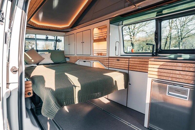 تصاویر | فضای دلنشین یک کمپر جمع و جور | این فولکس واگن ایدهآل است!