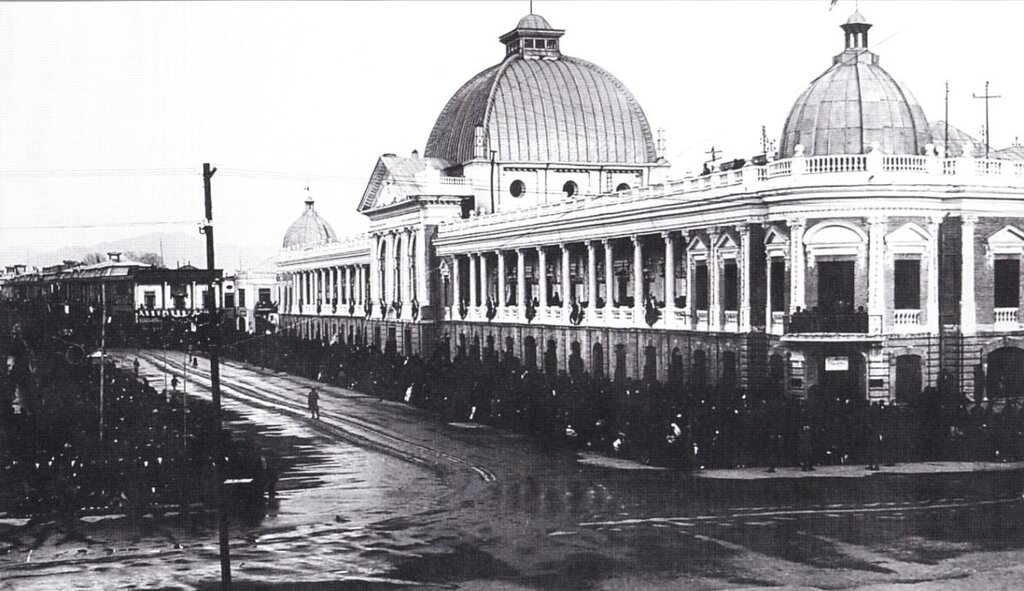 چه کسی و کجا اصطلاح «حرف مفت زدن!» را باب کرد؟