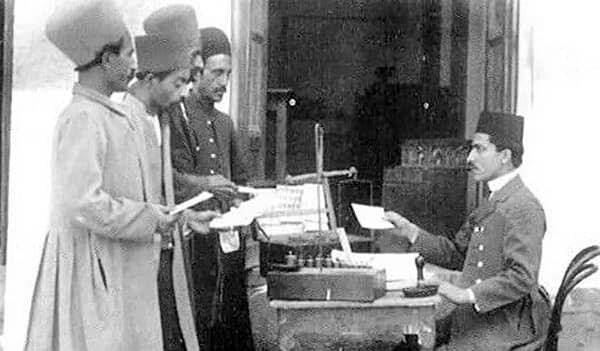 چه کسی و کجا اصطلاح «حرف مفت زدن!» را باب کرد؟