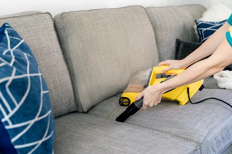 ۵ راهکار برای آسان شدن نظافت خانه | اشتباهاتی که در خانه تکانی انجام می‌دهیم
